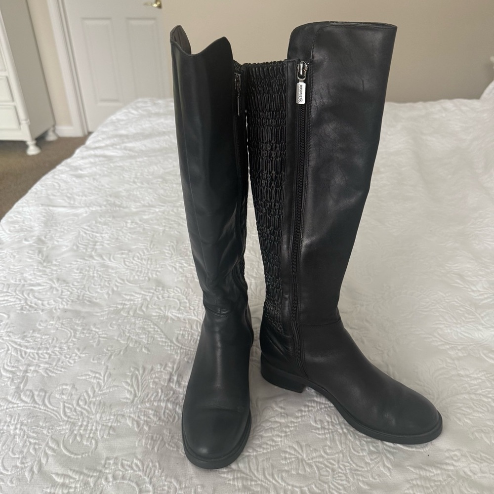 BLONDO Elenor Black Leather Tall Riding Waterproof Boots. Size 6.5